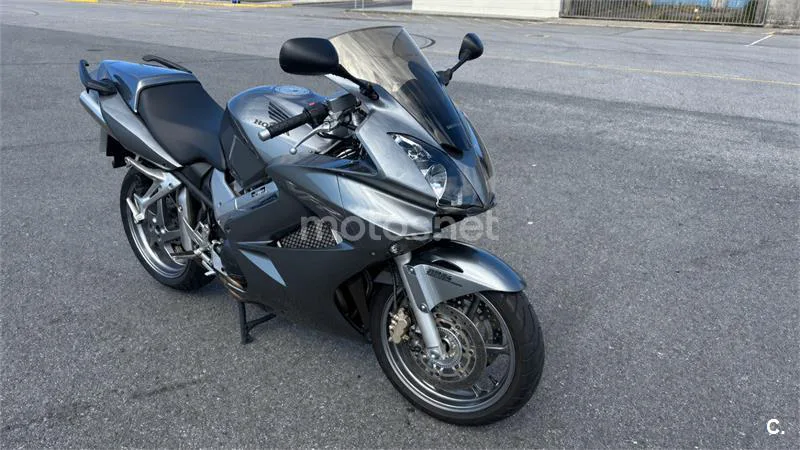 Honda VFR 800 FI 9900 € 2009 A Coruña - 2