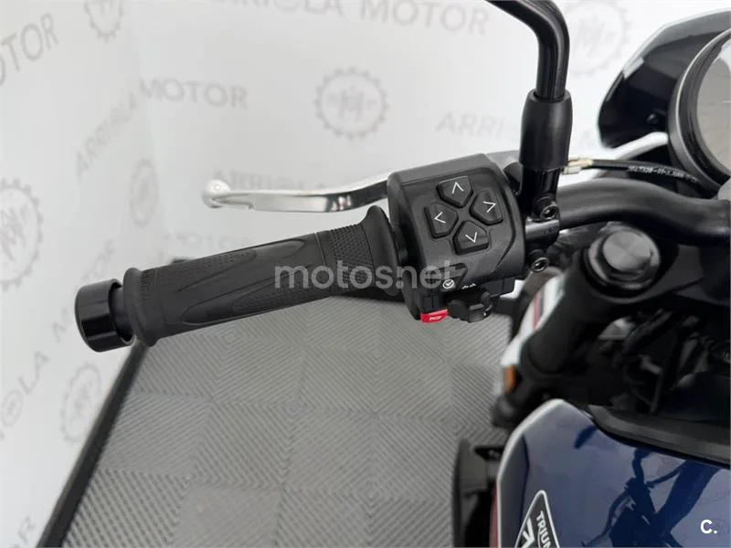 Triumph Trident 660 – Vista 11