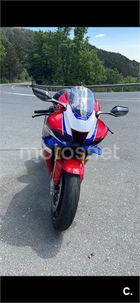 Honda CBR 1000 RR-R Fireblade SP – Vista 2