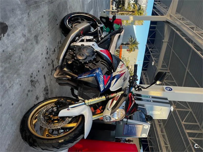 Honda CB 1000R Tricolor/Mat Cynos/Gris 5800 € 2011 Alicante - 2