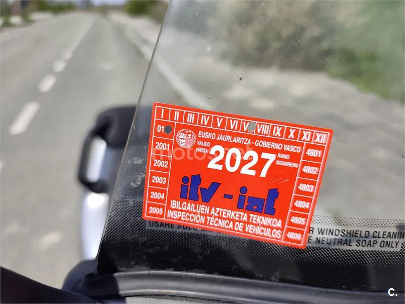 Piaggio SuperHexagon GTX 125 – Vista 9