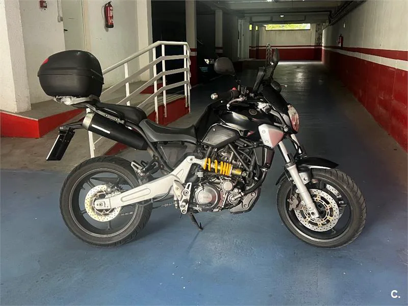 Yamaha MT-03 – Vista 5