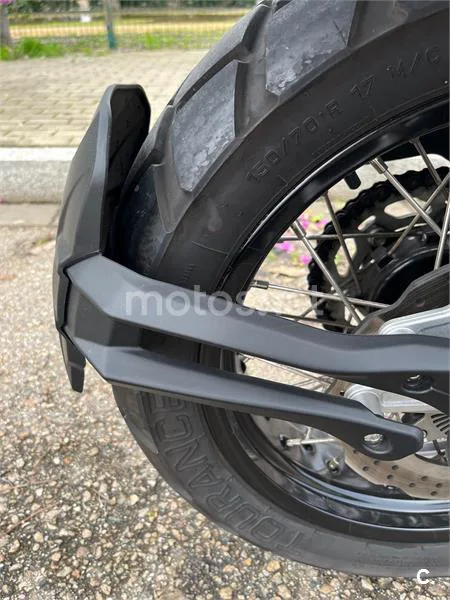 Benelli TRK 502 – Vista 4