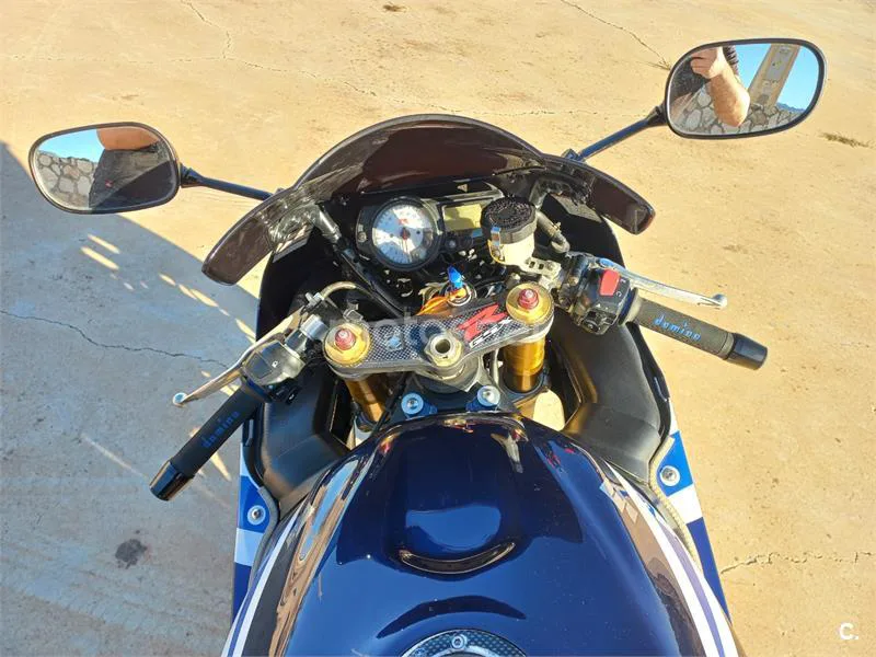 Suzuki GSX R1000 – Vista 6