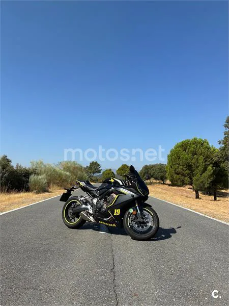 Honda CBR 650 R – Vista 3
