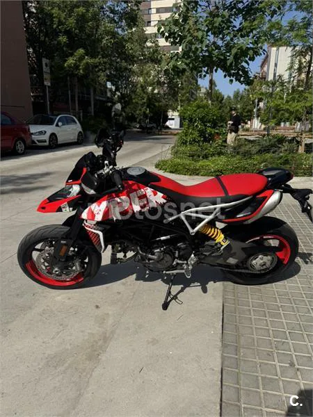 Ducati Hypermotard – Vista 3