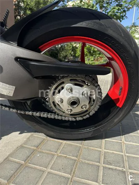 Ducati Hypermotard – Vista 6