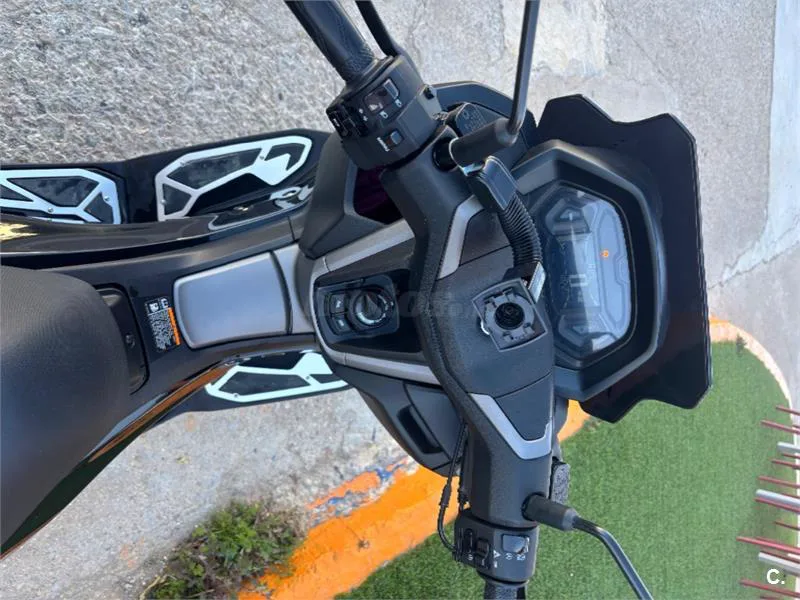 Yamaha NMAX – Vista 2