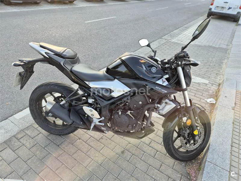 Yamaha MT-03 – Vista 3