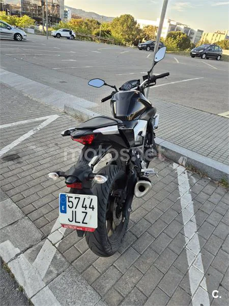 Yamaha MT-03 – Vista 4