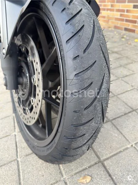 Honda Forza 750 – Vista 12