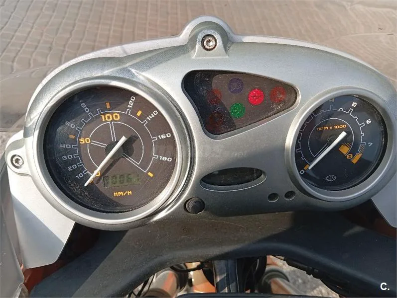 BMW F 650 CS Scarver – Vista 7