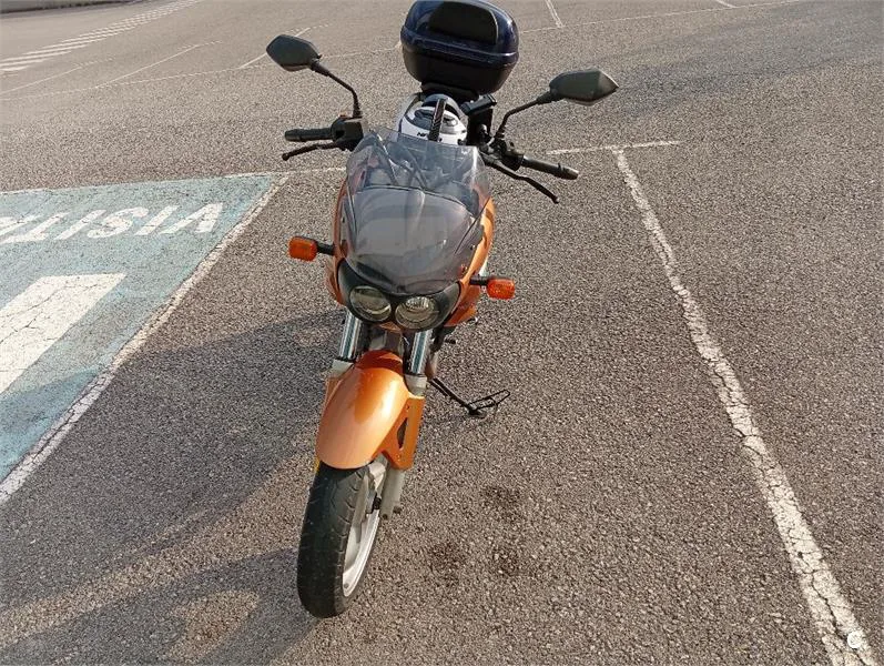 BMW F 650 CS Scarver – Vista 8