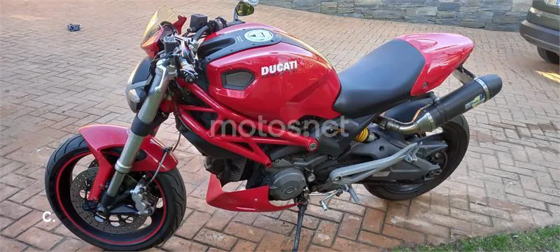 Ducati Monster 696 – Vista 11