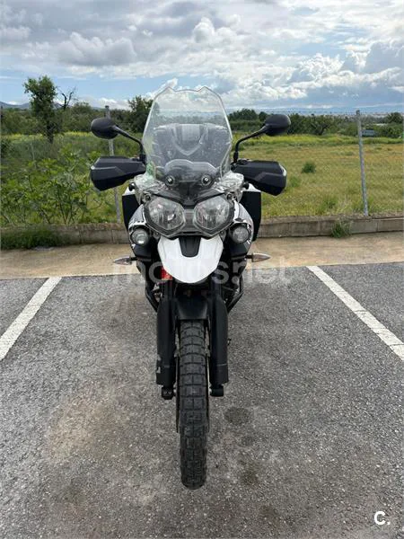 Triumph Tiger 800 XC – Vista 2