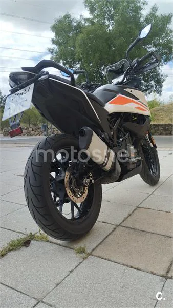 KTM 390 – Vista 4