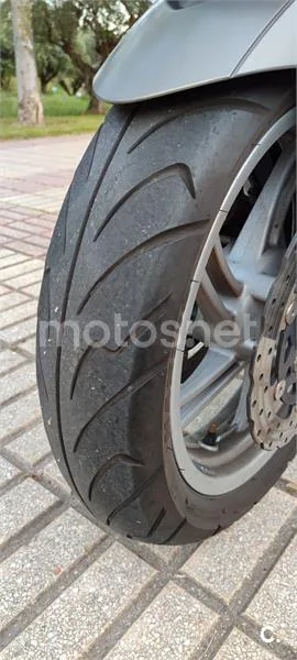 Kymco Xciting 400i – Vista 7