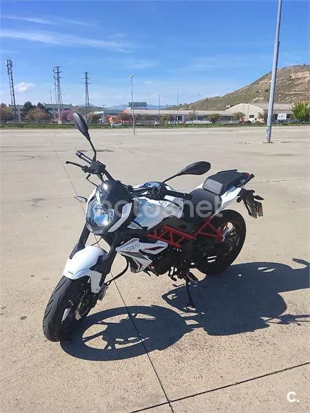 Benelli Leoncino 125 - Vista 14