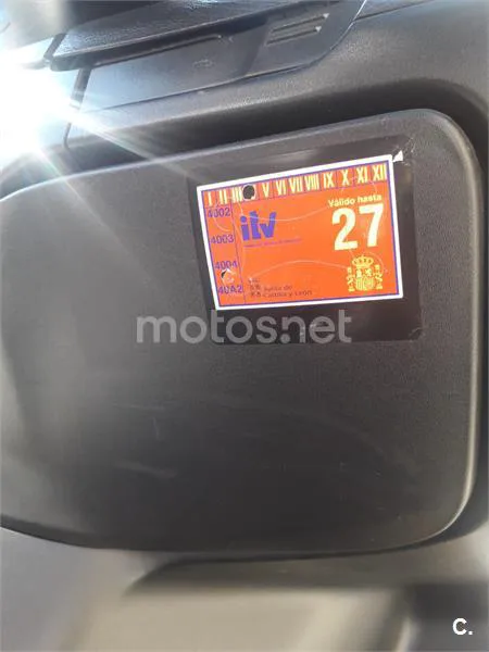 Suzuki Burgman 400 – Vista 4