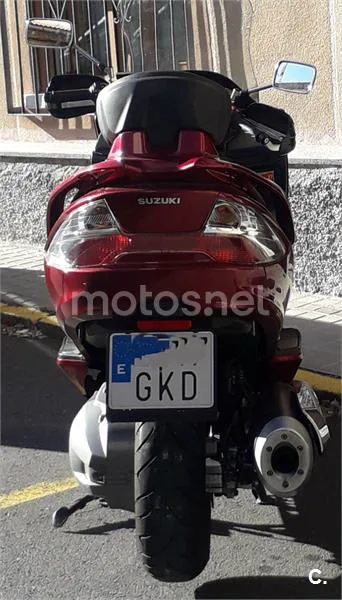 Suzuki Burgman 400 – Vista 6