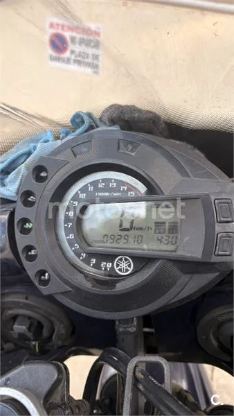 Yamaha FZS600 Fazer – Vista 4