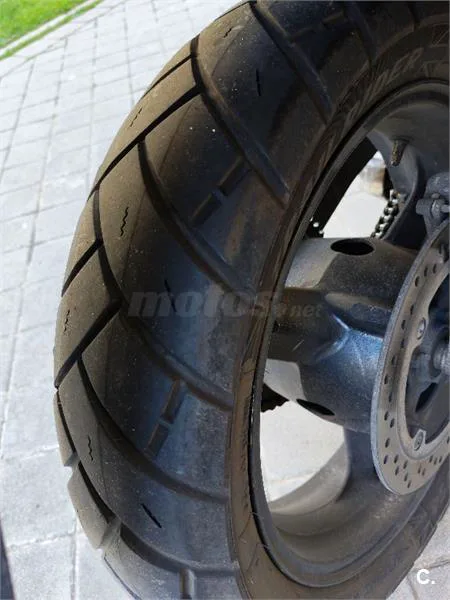 Suzuki V-Strom 650 – Vista 6