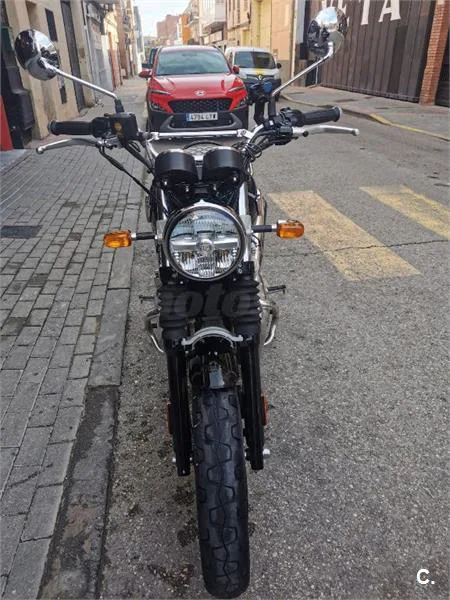 Royal Enfield Interceptor 650 – Vista 3