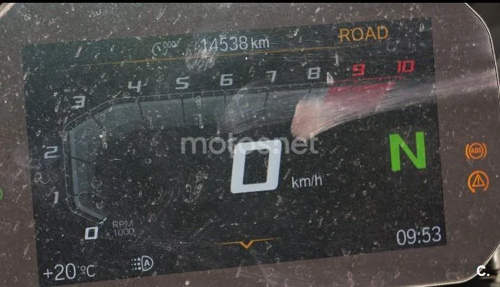 BMW F 750 – Vista 5