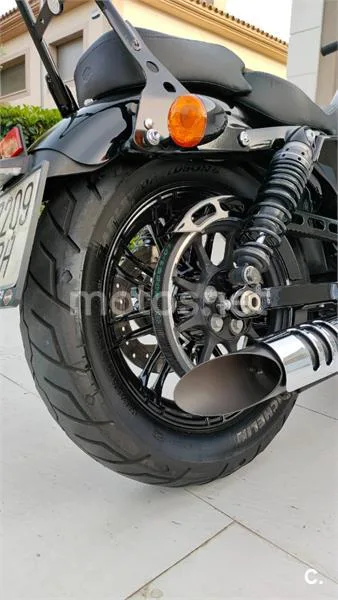 Harley-Davidson Sportster Forty-Eight – Vista 13