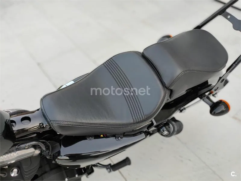 Harley-Davidson Sportster Forty-Eight – Vista 26