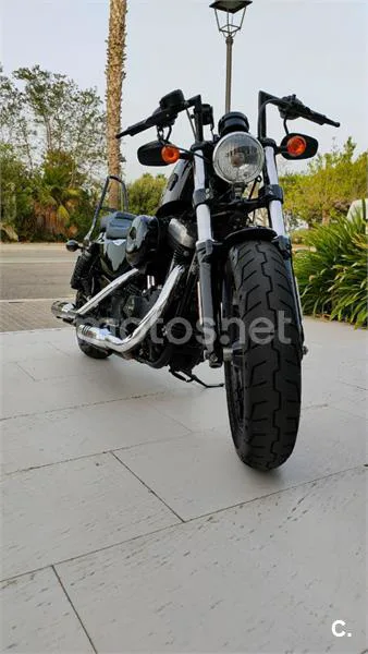 Harley-Davidson Sportster Forty-Eight – Vista 28