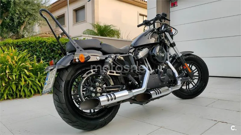 Harley-Davidson Sportster Forty-Eight – Vista 33