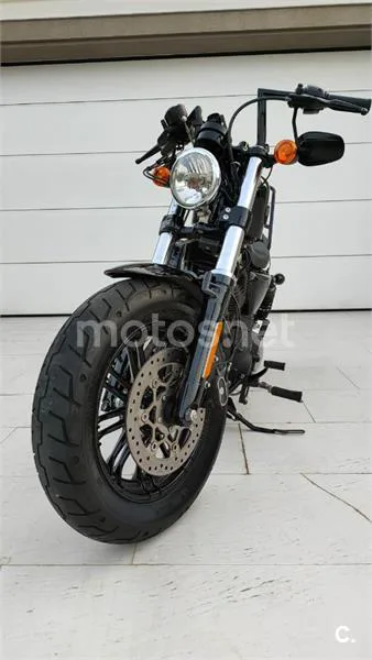 Harley-Davidson Sportster Forty-Eight – Vista 5