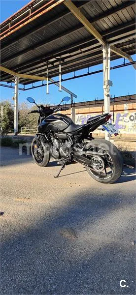 Yamaha MT-07 – Vista 2