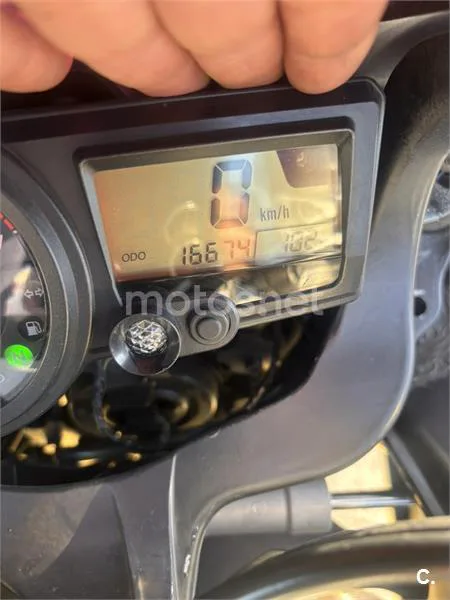 Suzuki GSX R600 – Vista 2