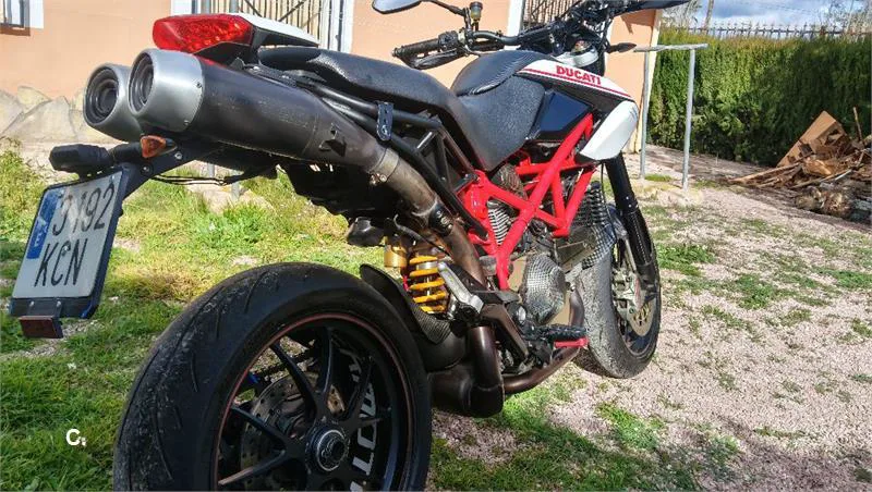 Ducati HYPERMOTARD 1100 Evo SP – Vista 3