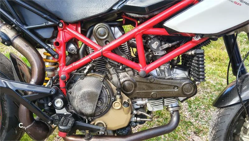 Ducati HYPERMOTARD 1100 Evo SP – Vista 5