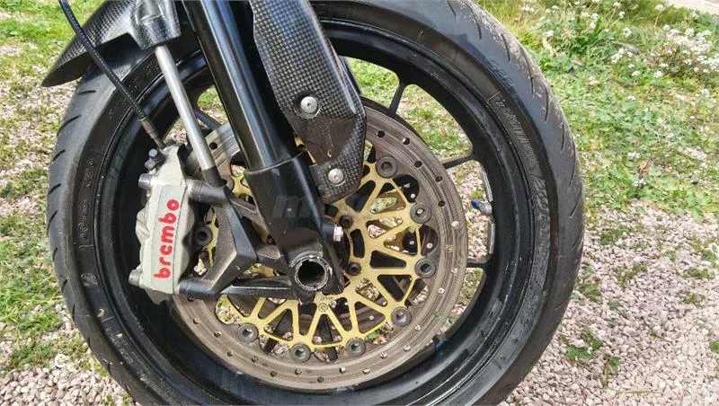 Ducati HYPERMOTARD 1100 Evo SP – Vista 6