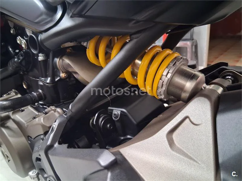 Ducati Monster 821 – Vista 9