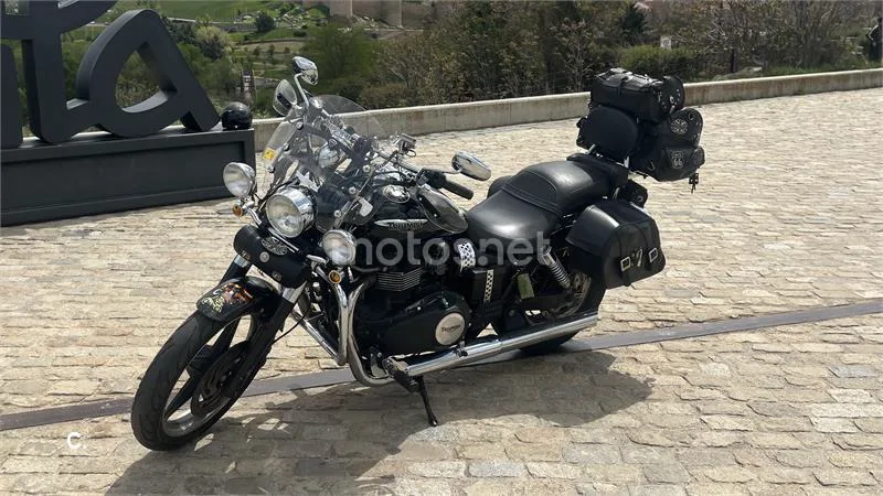 Triumph Speedmaster 900 – Vista 2