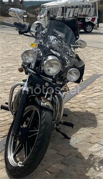 Triumph Speedmaster 900 – Vista 4