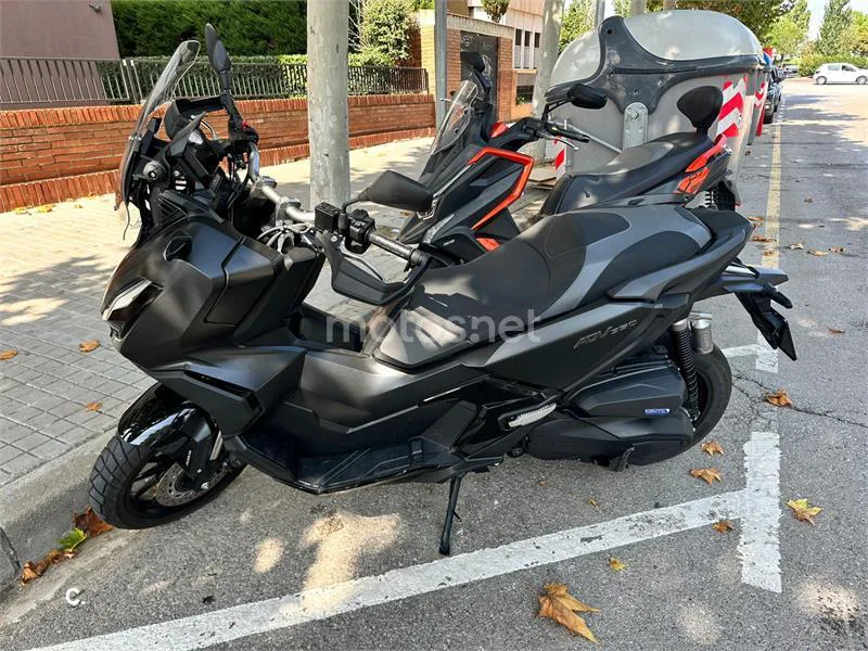 Honda ADV 350 – Vista 4