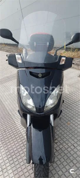 Yamaha XMAX 250 – Vista 9