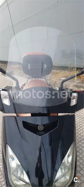 Yamaha XMAX 250 – Vista 10