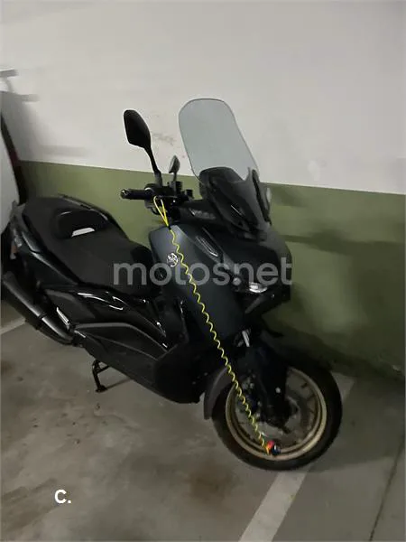 Yamaha XMAX 300 – Vista 2