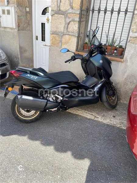 Yamaha XMAX 300 – Vista 3