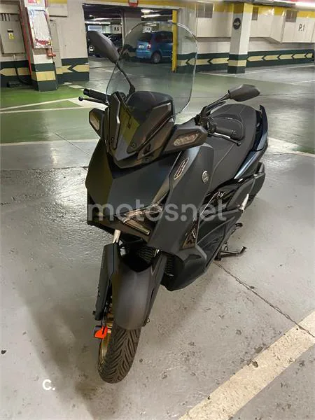 Yamaha XMAX 300 – Vista 5