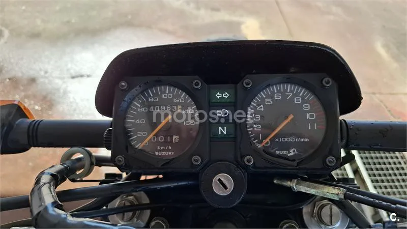 Suzuki DR 350 SE – Vista 2