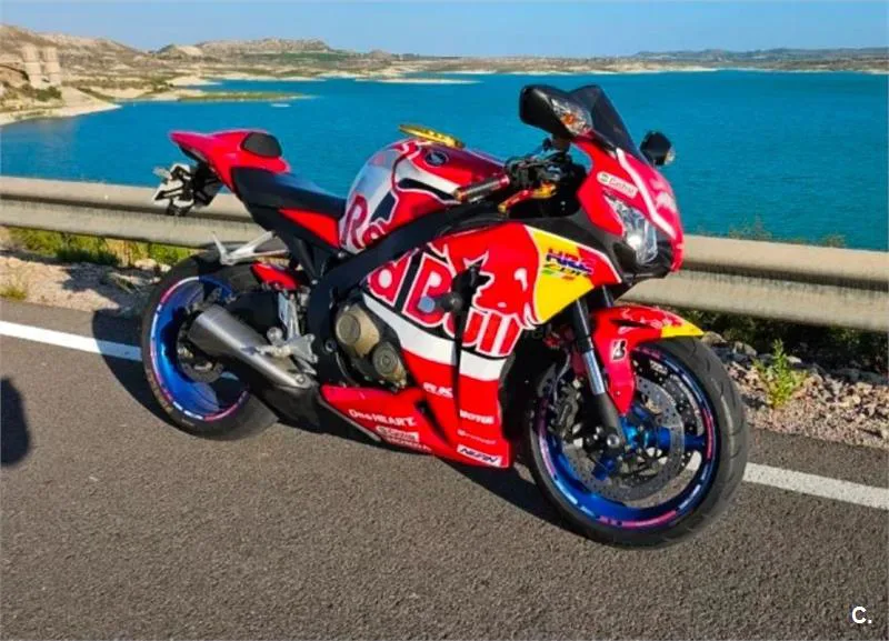 Honda CBR 1000RR Fireblade – Vista 3