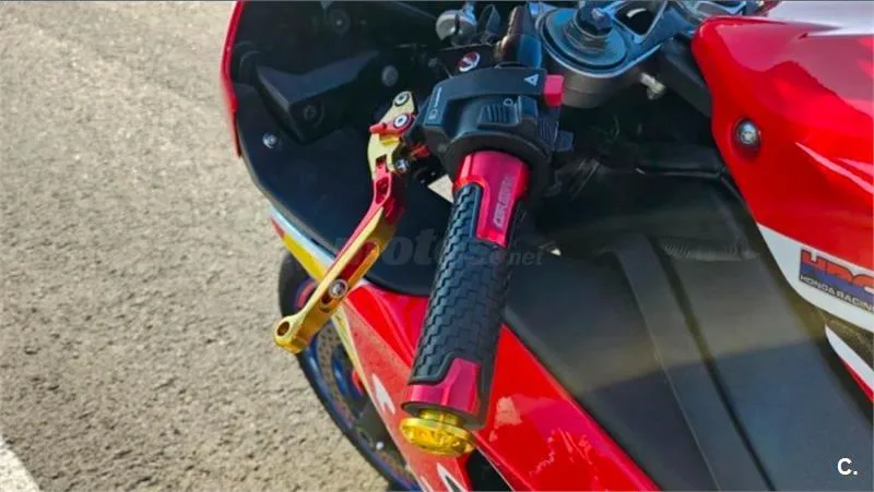 Honda CBR 1000RR Fireblade – Vista 4